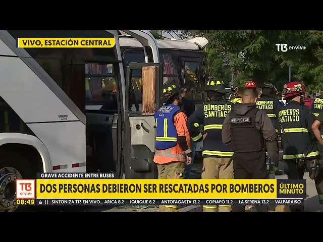 ⁣18 heridos en accidente entre buses en Estación Central