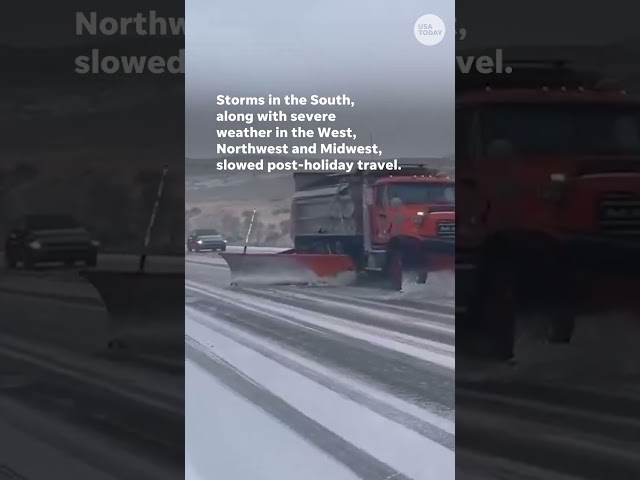 ⁣Severe weather causes travel woes across US #Shorts