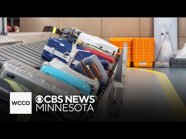 ⁣Some delays as holiday travelers pack MSP Airport