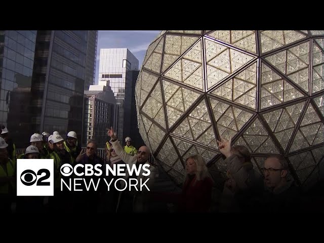 ⁣Final touches on Times Square New Year's Eve ball before 2025