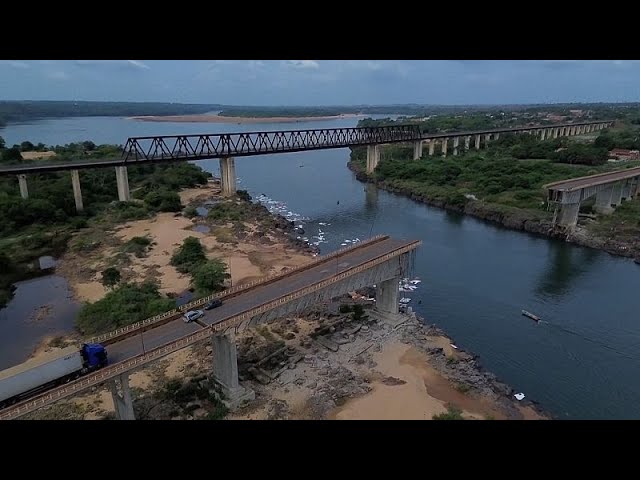 ⁣El derrumbe de un puente en Brasil deja al menos 2 muertos y una docena de desaparecidos