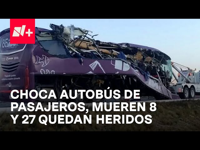 ⁣Mueren 8 personas en choque entre autobús y tráiler en autopista Amozoc-Perote - En Punto