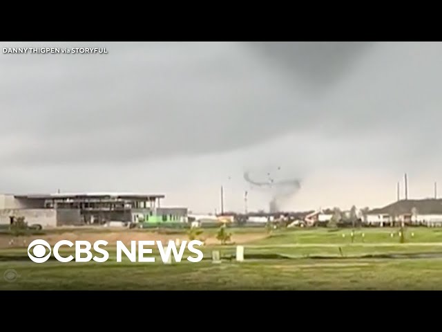 ⁣New round of devastating tornados hits southern states from Texas to Georgia