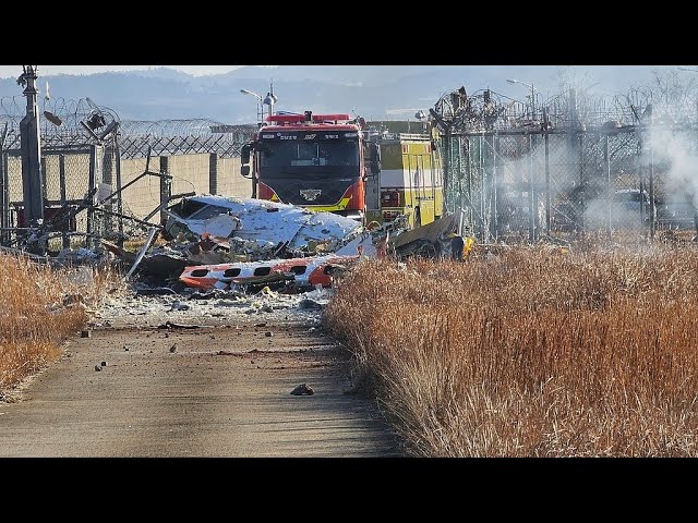 ⁣Live: Plane carrying 181 crashes at South Korean airport