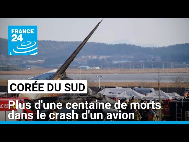 ⁣Corée du Sud : plus d'une centaine de morts dans le crash d'un avion • FRANCE 24