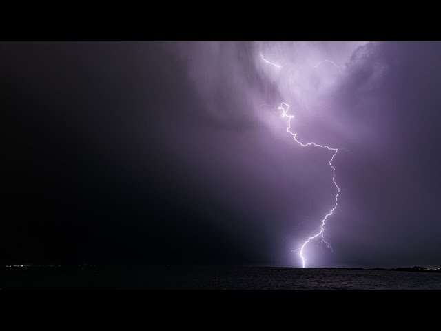 ⁣Cleanup underway after Queensland storms