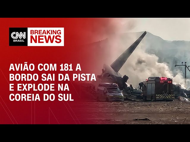 ⁣Avião com 181 pessoas a bordo sai da pista e explode na Coreia do Sul - BREAKING NEWS