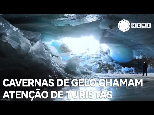 ⁣Cavernas de gelo chamam atenção de turistas na China