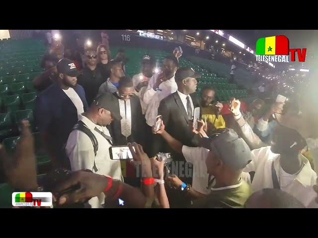 ⁣Revivez l'Entrée Spectaculaire de Momo Dieng à Dakar Arena ! Emotion Intense et Ambiance De Fol