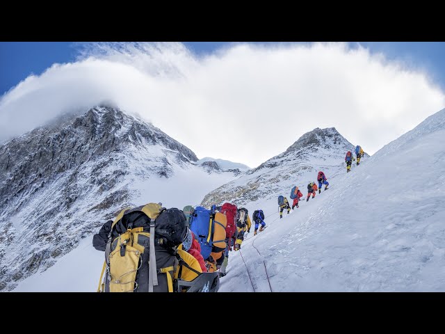 ⁣‘Trip of a lifetime’: Ballzy Expeditions helping Australians climb Mount Everest