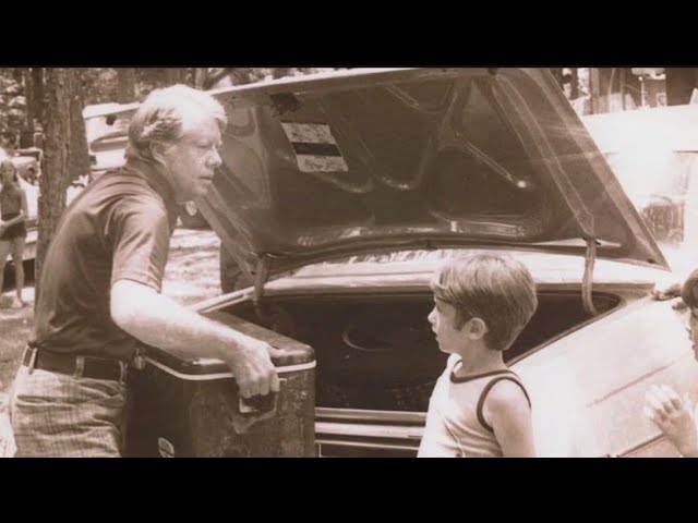 ⁣Jimmy Carter: FOX 4 photojournalist remembers growing up next to former president