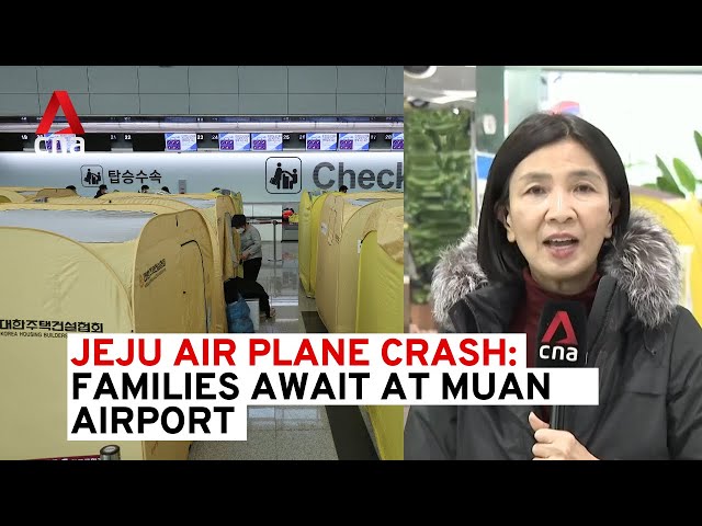 ⁣Jeju Air plane crash: Anguished families wait inside Muan airport