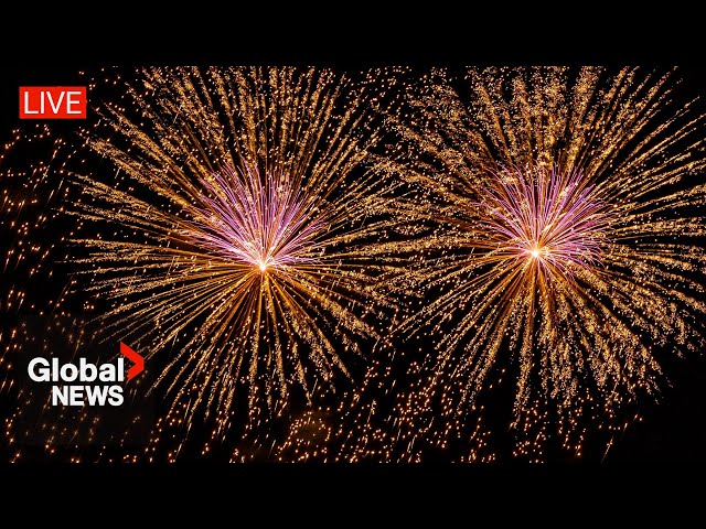 ⁣New Year's 2025: Toronto puts on fireworks display over waterfront | LIVE