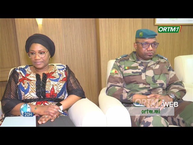 ⁣AES | Le Général d'Armée Assimi GOÏTA a reçu en audience les ministres de la communication de l