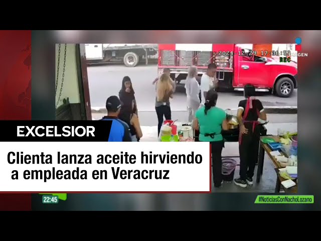 ⁣Clienta enfurecida lanza aceite hirviendo a empleada de fonda en Xalapa