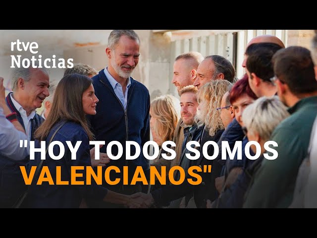 ⁣Los REYES FELIPE VI y LETIZIA recuerdan a las VÍCTIMAS de la DANA en el ÚLTIMO DÍA del AÑO | RTVE