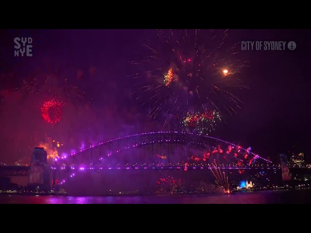 ⁣Así fue el show de fuegos artificiales en Australia para recibir el Año Nuevo 2025