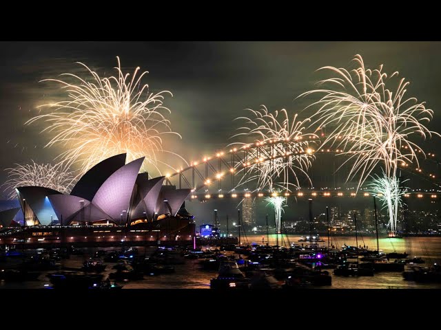 ⁣Sydney fête le passage en 2025 avec un feu d'artifice d'exception