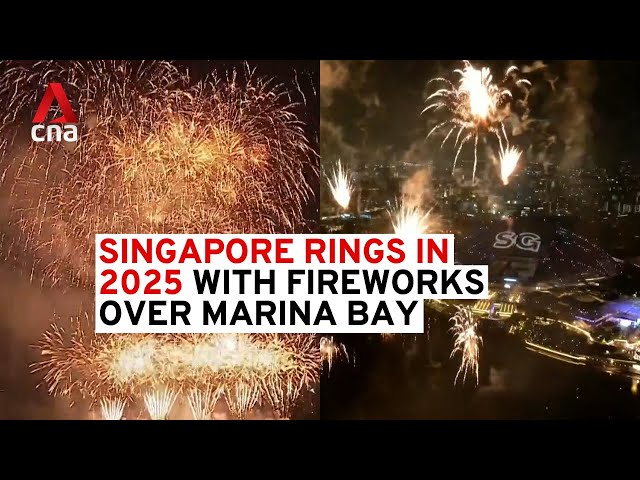 ⁣Singapore rings in New Year with massive fireworks display at Marina Bay