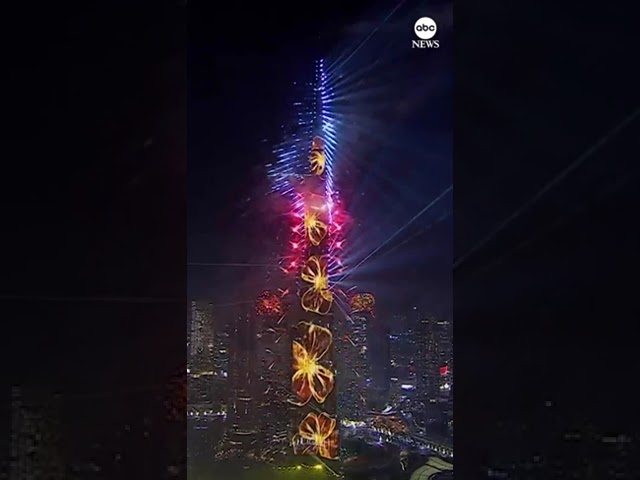 ⁣Dubai rings in 2025 with light display at Burj Khalifa