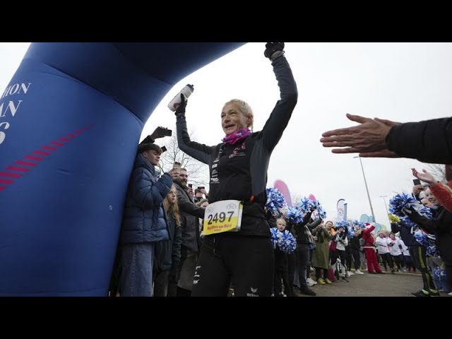 ⁣Une coureuse belge devient la première femme à courir un marathon tous les jours de l'année