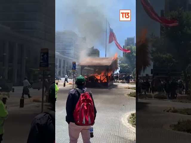 ⁣Pesebre fue quemado en plena plaza de Concepción: se presume intencionalidad