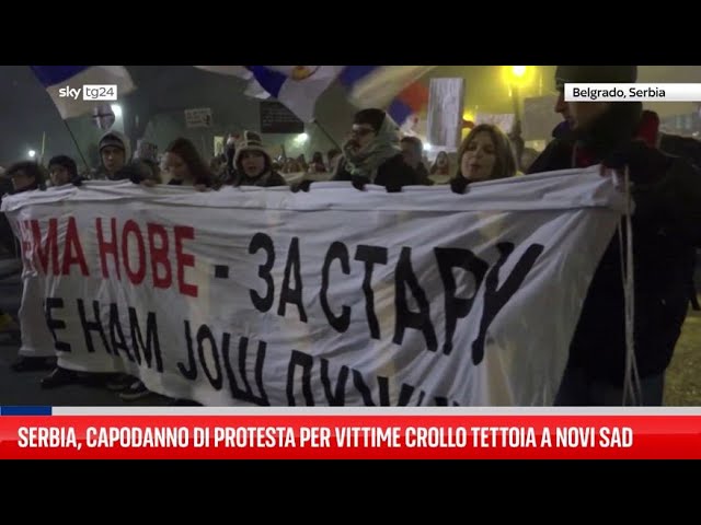 ⁣Serbia, studenti in protesta per vittime crollo ferroviario