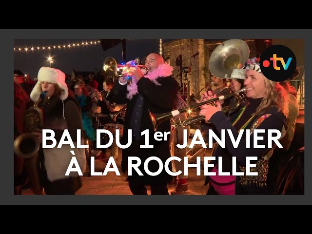 ⁣Le bal fou du Nouvel an à La Rochelle