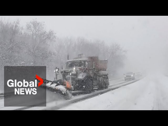 ⁣Parts of Ontario could see as much as 60 cm of snow to start new year