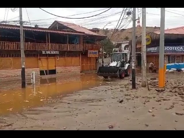 ⁣Piura: Oleajes golpean nuevamente a Máncora