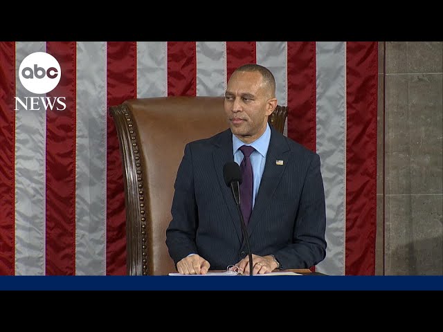 ⁣Hakeem Jeffries addresses the 119th Congress following House speaker vote