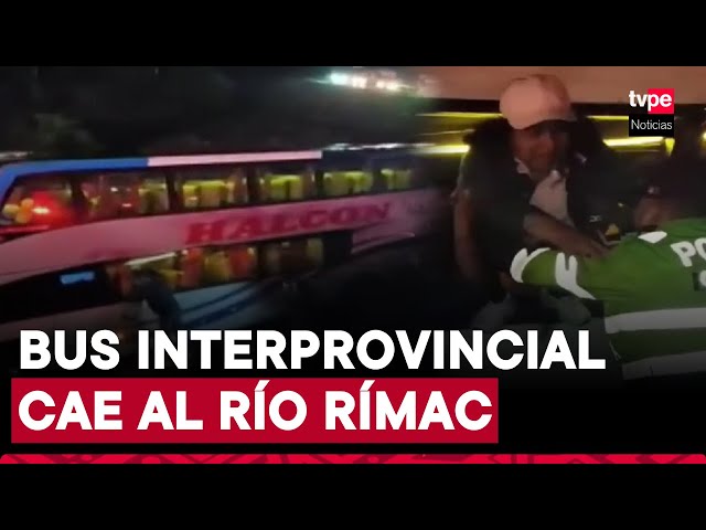 ⁣Bus interprovincial cae al río Rímac en Huarochirí tras choque con roca