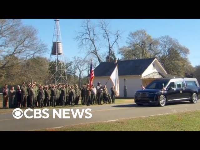 ⁣Farm bell rings 39 times at Jimmy Carter's boyhood home