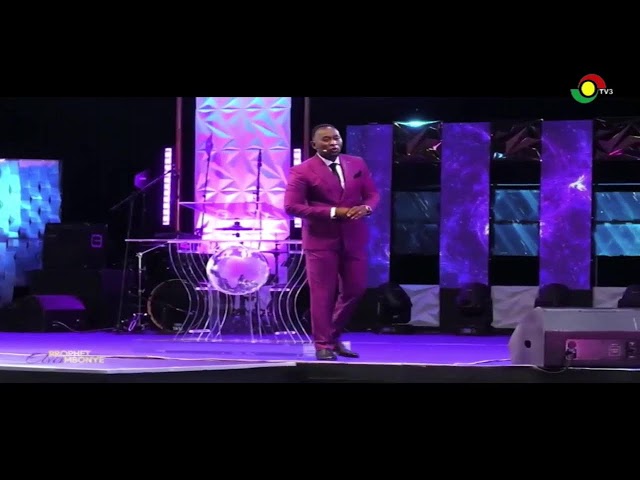 ⁣Power of prophecy with prophet Elvis Mbonye