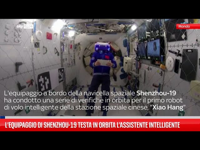 ⁣L'equipaggio della Shenzhou-19 e l'assistente intelligente