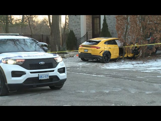 ⁣Police investigating Toronto-area carjacking, shooting