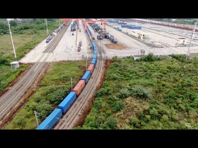 ⁣China-Europe freight trains complete 19,000 trips in 2024