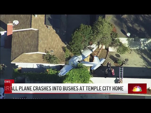 ⁣Small plane crashes in Temple City neighborhood