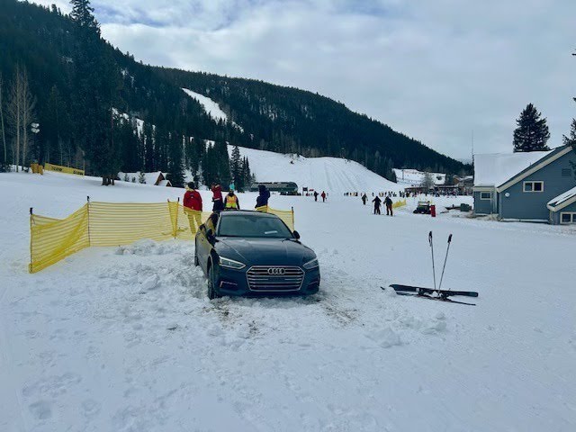 ⁣Driver ends up stuck near Colorado ski run