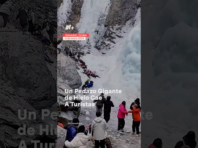 ⁣Pedazo de hielo gigante cae sobre turistas - N+ #Shorts