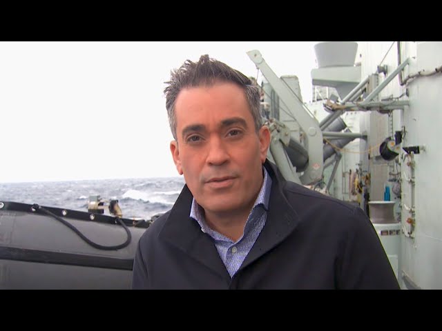 ⁣Chinese warship appears while CTV reporter embedded on HMCS Ottawa