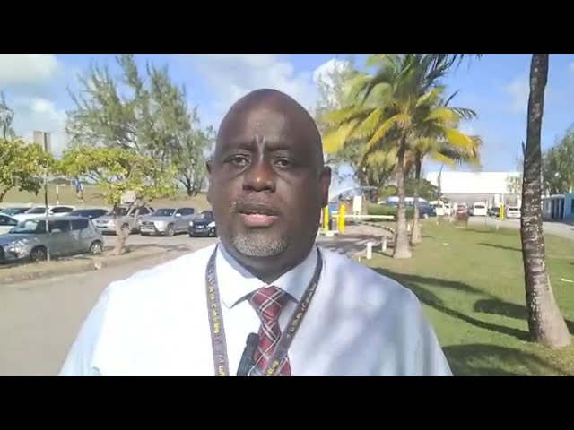 ⁣Grantley Adams International Airport paying for parking