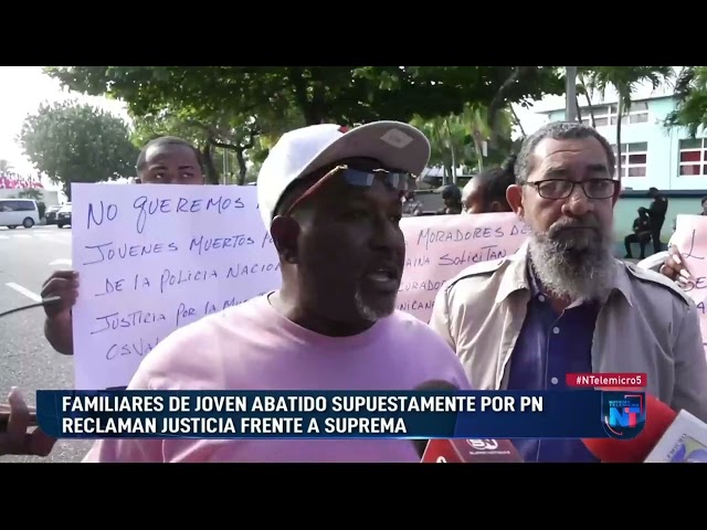 ⁣Familiares de joven abatido supuestamente por PN reclaman justicia frente a suprema