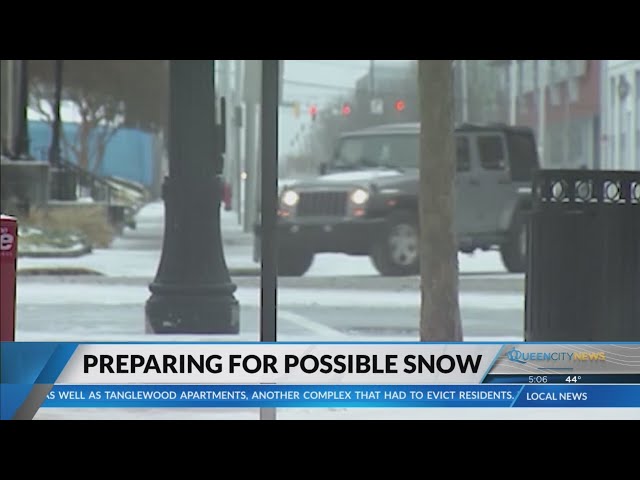 ⁣Agencies across Carolinas prepare for possible snow, winter weather 