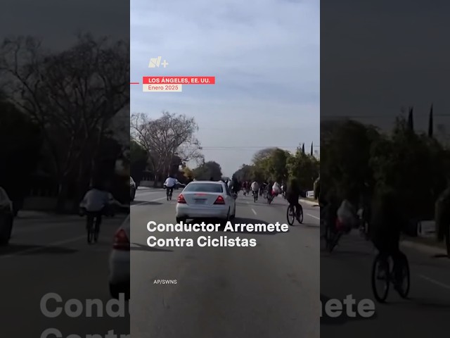 ⁣Conductor arremete contra ciclistas - N+ #Shorts