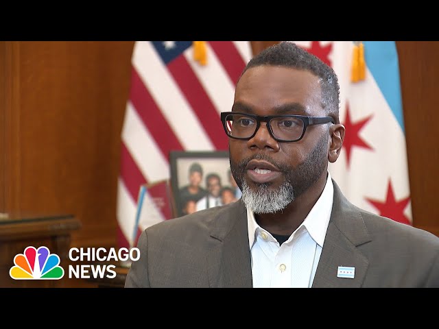 ⁣Mayor Brandon Johnson talks hemp bill fight, Chicago Public Schools & more (FULL INTERVIEW)