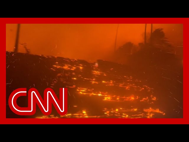 ⁣Wildfires in Los Angeles area force thousands to flee