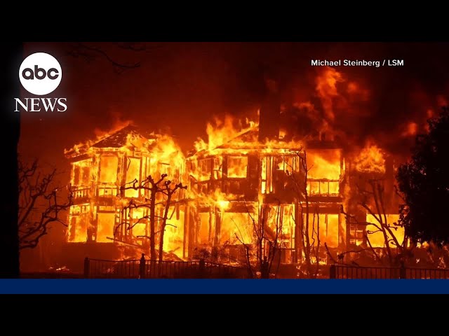 ⁣Tens of thousands forced to evacuate as winds fuel fires in Southern California