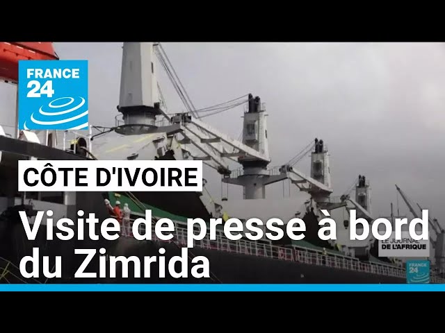 ⁣Côte d'Ivoire : visite de presse à bord du Zimrida pour rassurer la population • FRANCE 24