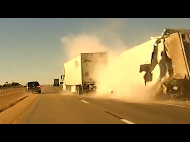 ⁣Trucks collide on side of Oklahoma highway | CAUGHT ON CAMERA